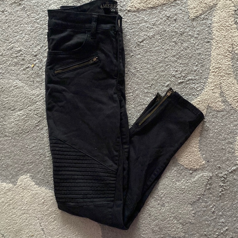 Black American Eagle Outfitters pants